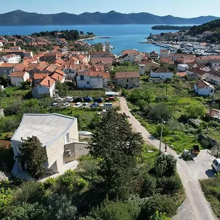 House Anna Veli Iž